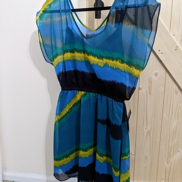 Express Spring/Summer Dress - Picture 3 of 4